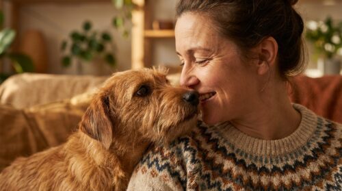scopri i 8 tratti comuni delle persone che parlano ai loro animali domestici come se fossero esseri umani, secondo la psicologia.